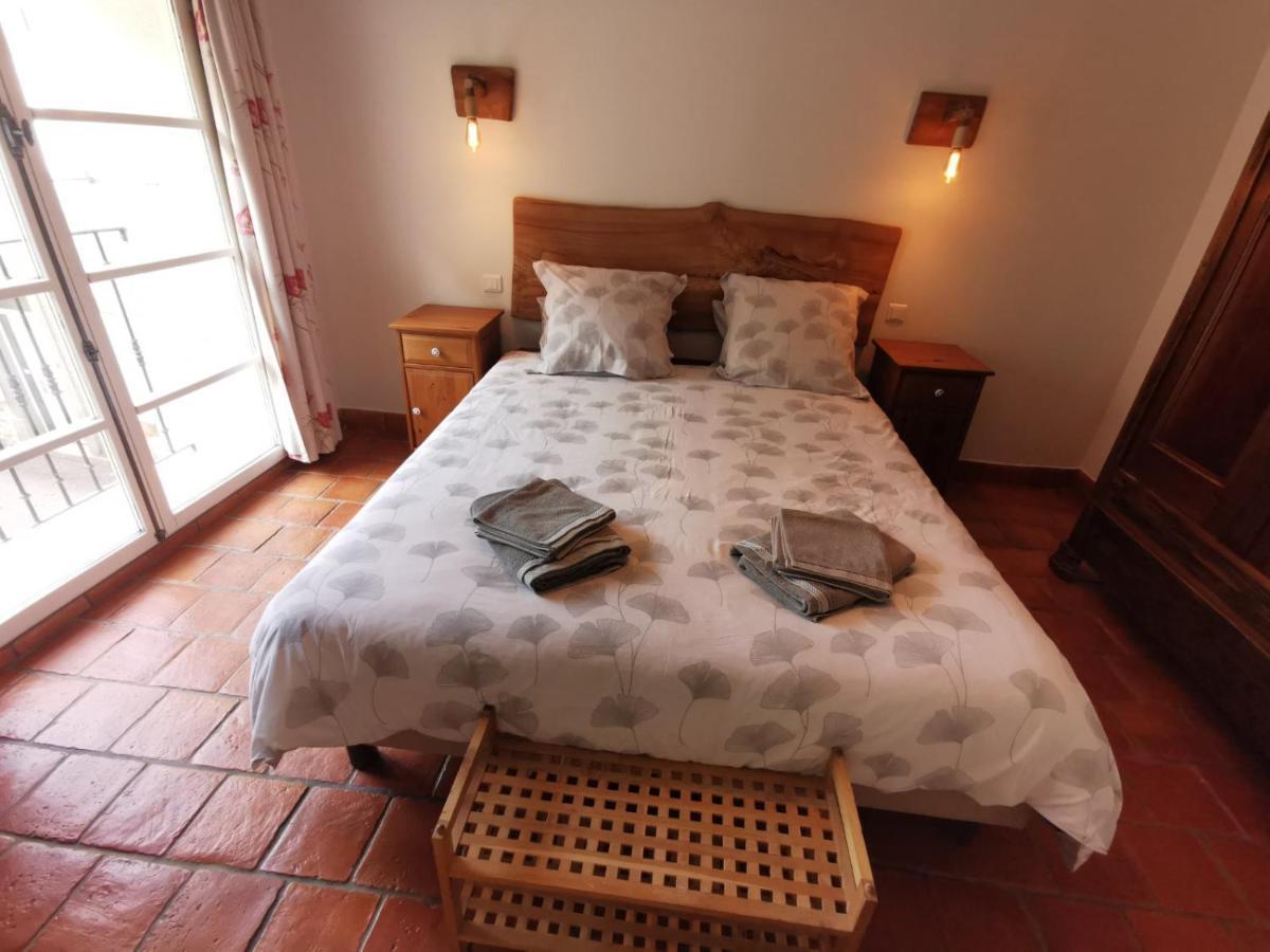 Le Coq Du Nord - Mailhac Gite Et Chambres D'Hotes Bagian luar foto