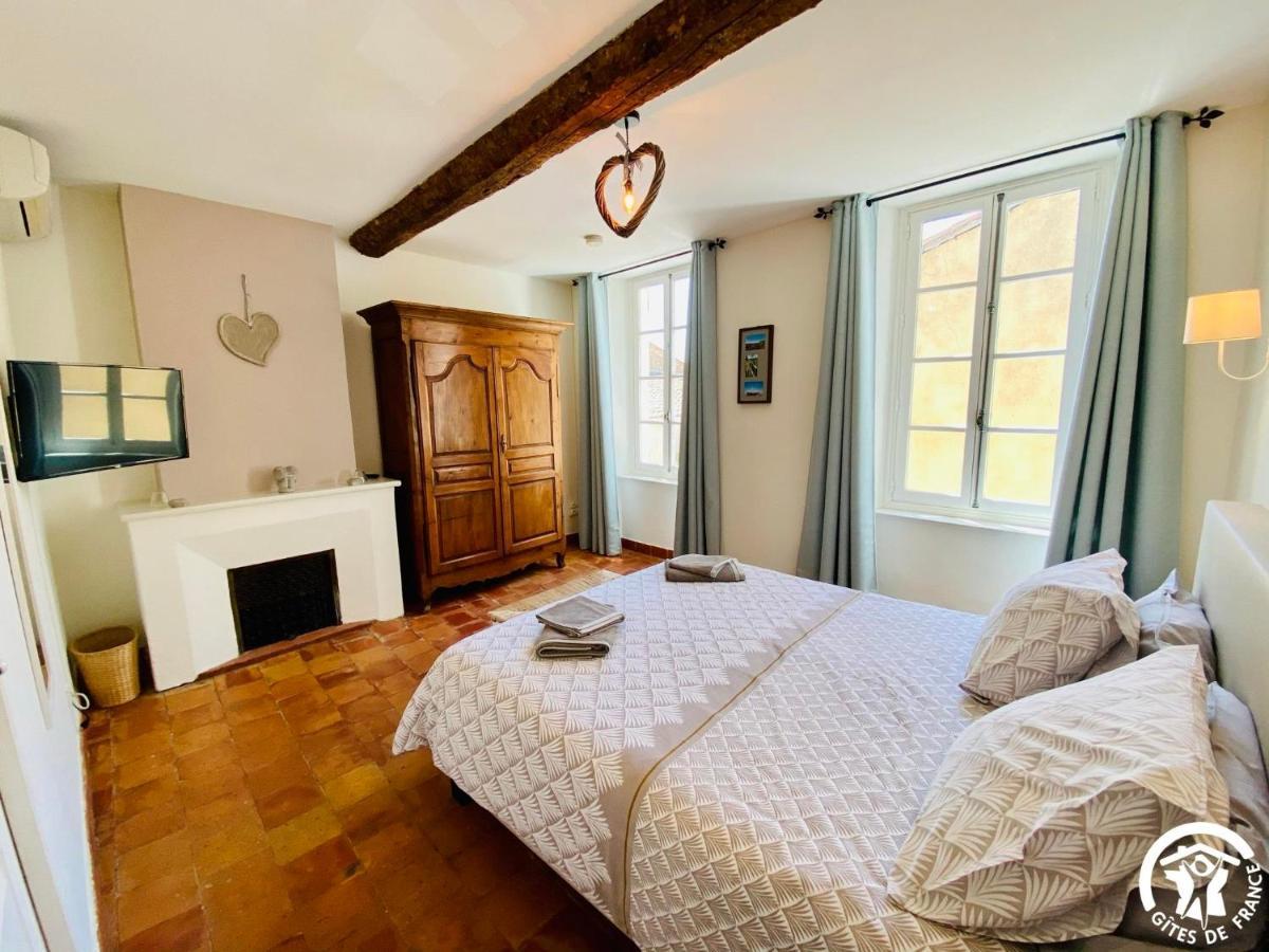 Le Coq Du Nord - Mailhac Gite Et Chambres D'Hotes Bagian luar foto